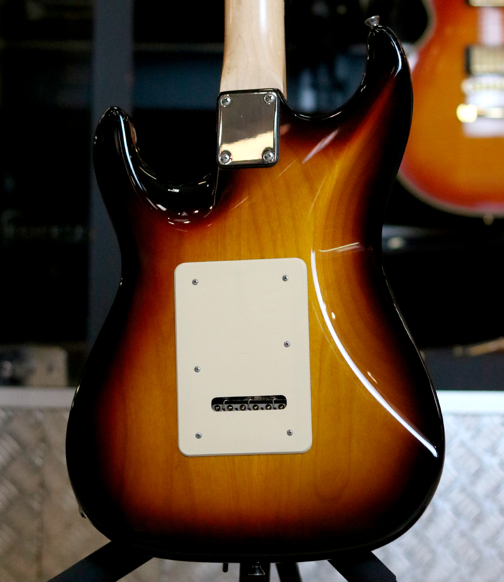 Guitarra Suhr Stratocaster - Hss Tarraxa com trava pro series " Semi-Novo"