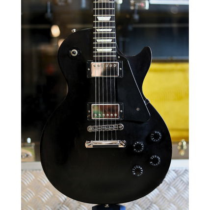 Guitarra Gibson Les Paul Studio Black "Semi-Nova"